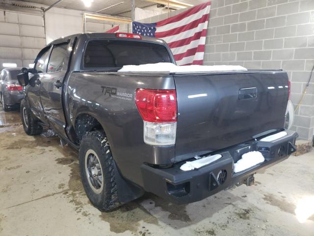 Photo 2 VIN: 5TFDW5F16BX205314 - TOYOTA TUNDRA CRE 