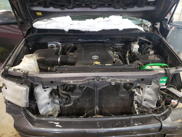 Photo 6 VIN: 5TFDW5F16BX205314 - TOYOTA TUNDRA CRE 