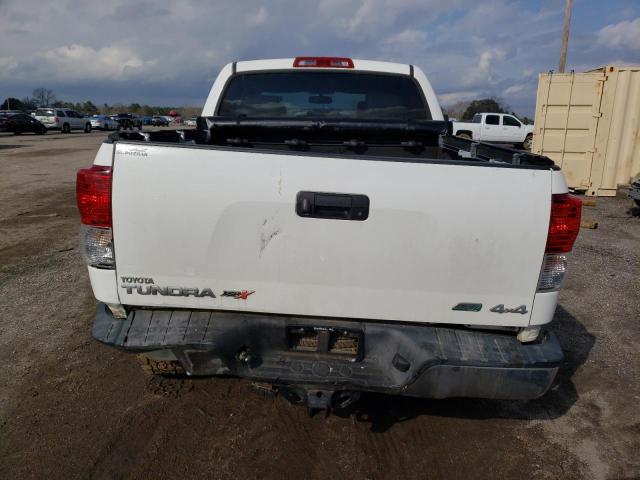 Photo 5 VIN: 5TFDW5F16DX310633 - TOYOTA TUNDRA CRE 