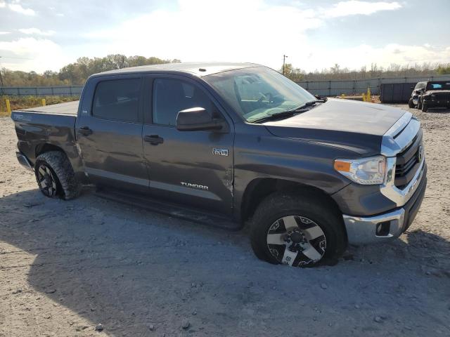 Photo 3 VIN: 5TFDW5F16EX413973 - TOYOTA TUNDRA 