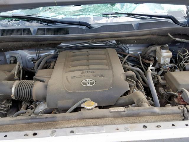 Photo 6 VIN: 5TFDW5F16GX497649 - TOYOTA TUNDRA CRE 