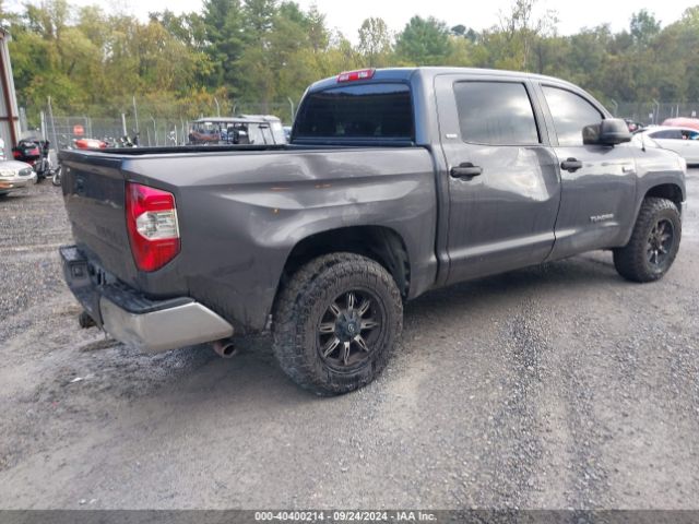 Photo 3 VIN: 5TFDW5F16GX555968 - TOYOTA TUNDRA 