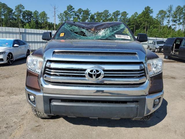 Photo 4 VIN: 5TFDW5F16GX560667 - TOYOTA TUNDRA CRE 