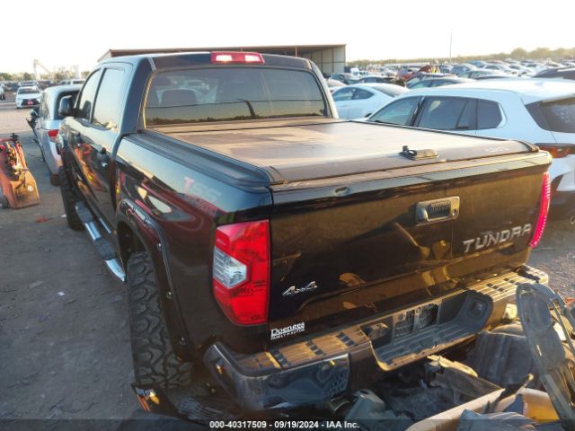 Photo 2 VIN: 5TFDW5F16GX573337 - TOYOTA TUNDRA 