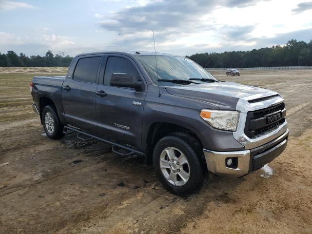 Photo 3 VIN: 5TFDW5F16HX625793 - TOYOTA TUNDRA CRE 