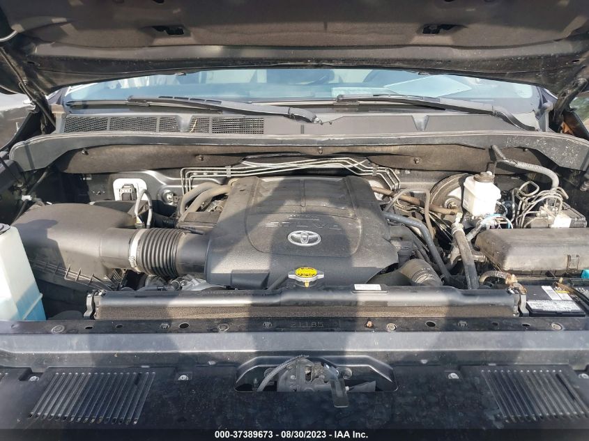 Photo 9 VIN: 5TFDW5F16HX635689 - TOYOTA TUNDRA 