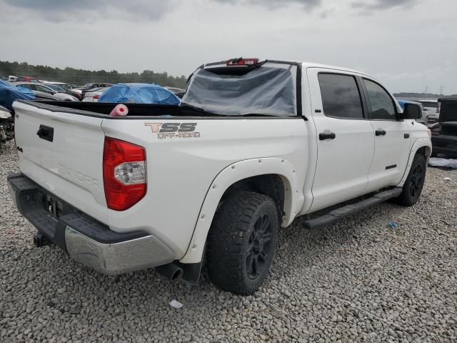 Photo 2 VIN: 5TFDW5F16HX667509 - TOYOTA TUNDRA CRE 