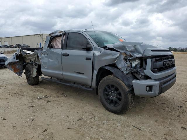 Photo 3 VIN: 5TFDW5F16HX677621 - TOYOTA TUNDRA 