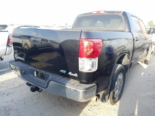 Photo 3 VIN: 5TFDW5F17AX125745 - TOYOTA TUNDRA CRE 