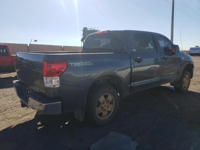 Photo 2 VIN: 5TFDW5F17AX137698 - TOYOTA TUNDRA CRE 