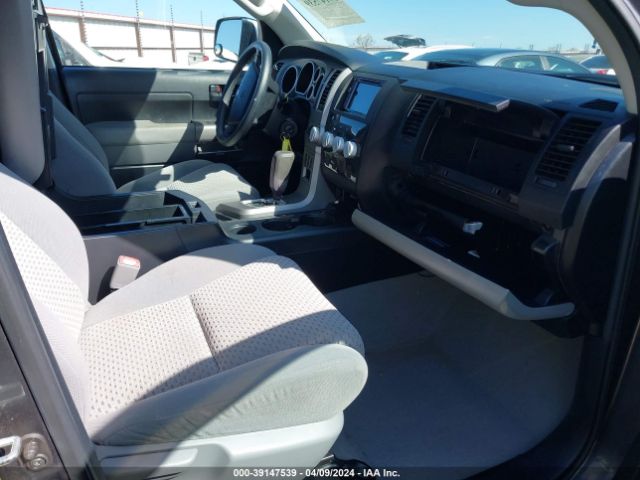 Photo 4 VIN: 5TFDW5F17BX192072 - TOYOTA TUNDRA 