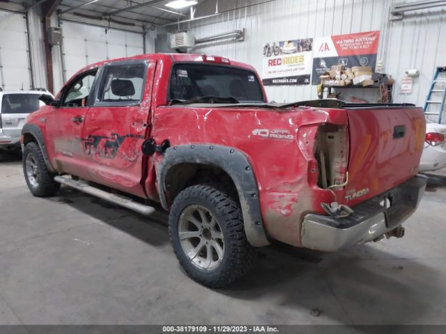 Photo 2 VIN: 5TFDW5F17DX295480 - TOYOTA TUNDRA 