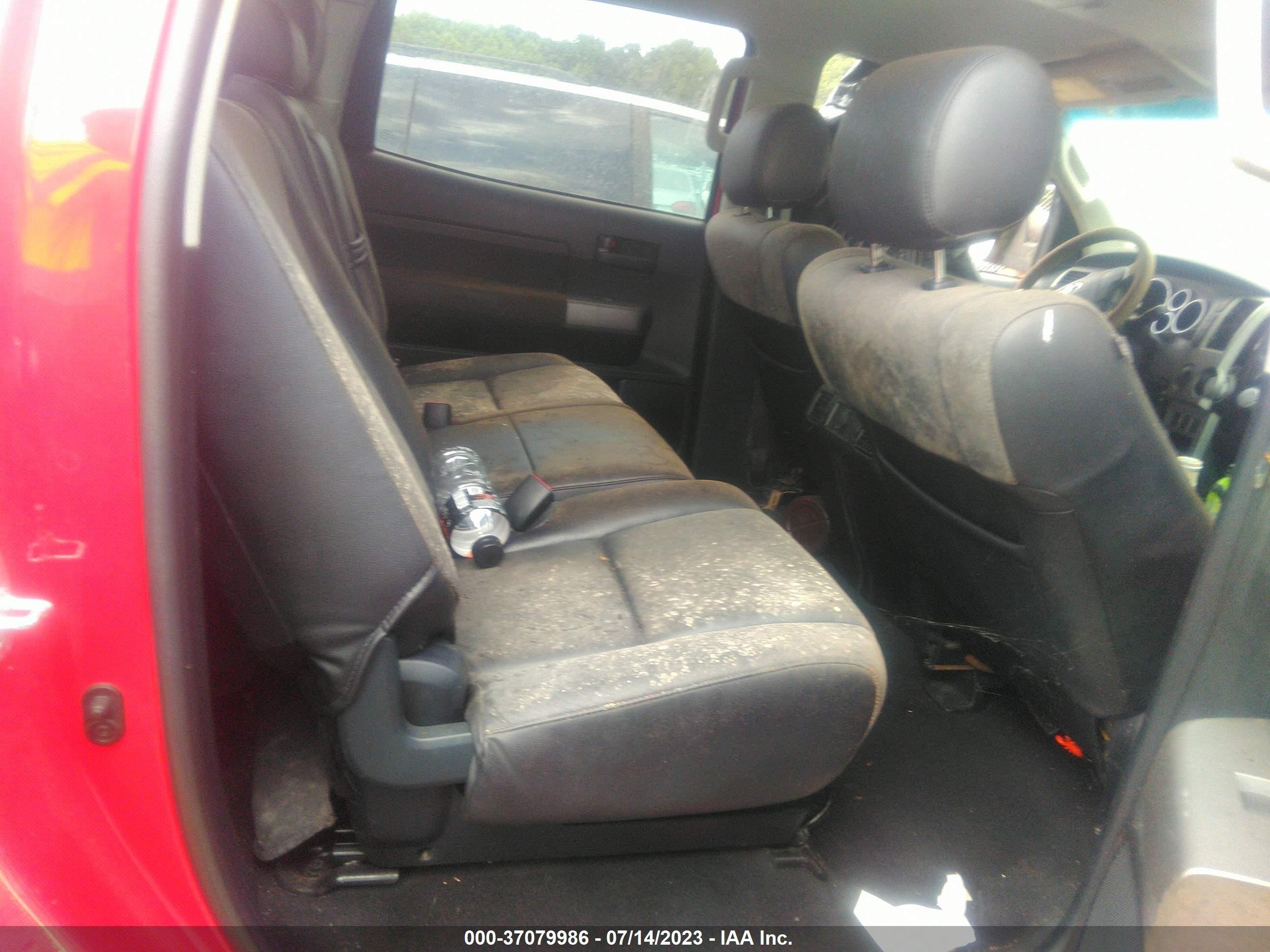 Photo 7 VIN: 5TFDW5F17DX309507 - TOYOTA TUNDRA 