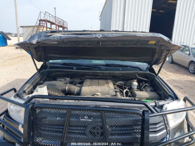 Photo 9 VIN: 5TFDW5F17FX472886 - TOYOTA TUNDRA 