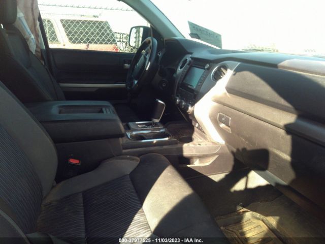 Photo 4 VIN: 5TFDW5F17FX476498 - TOYOTA TUNDRA 