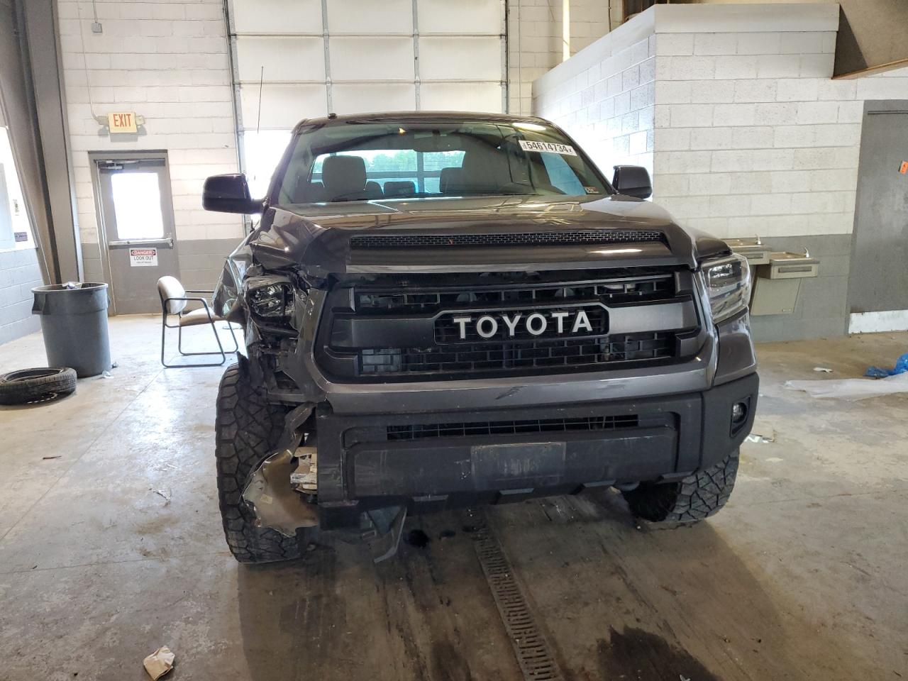 Photo 4 VIN: 5TFDW5F17FX489753 - TOYOTA TUNDRA 