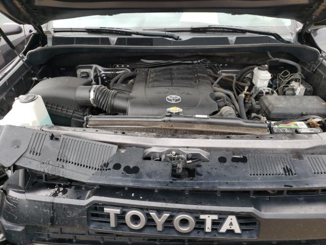 Photo 6 VIN: 5TFDW5F17GX577168 - TOYOTA TUNDRA CRE 