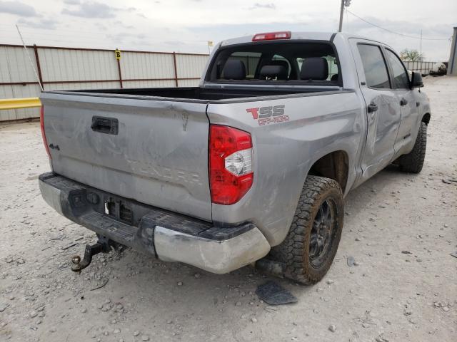 Photo 3 VIN: 5TFDW5F17HX582825 - TOYOTA TUNDRA CRE 