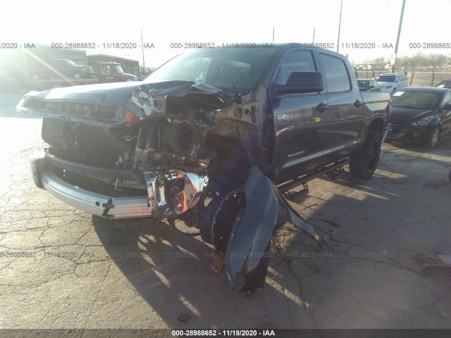 Photo 1 VIN: 5TFDW5F17HX607335 - TOYOTA TUNDRA 4WD 