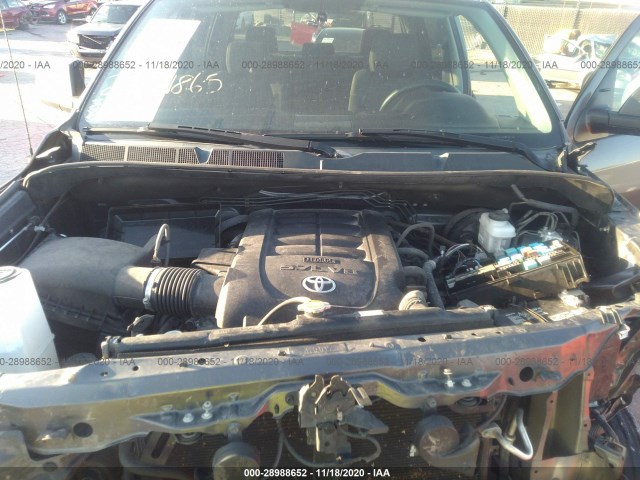 Photo 9 VIN: 5TFDW5F17HX607335 - TOYOTA TUNDRA 4WD 