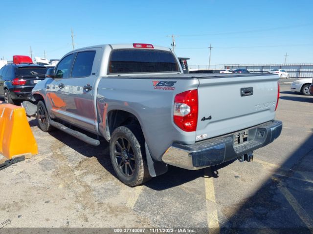 Photo 2 VIN: 5TFDW5F17KX778609 - TOYOTA TUNDRA 