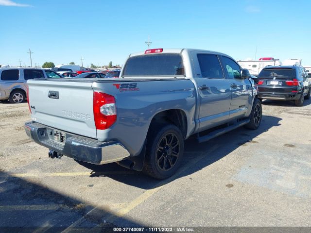 Photo 3 VIN: 5TFDW5F17KX778609 - TOYOTA TUNDRA 