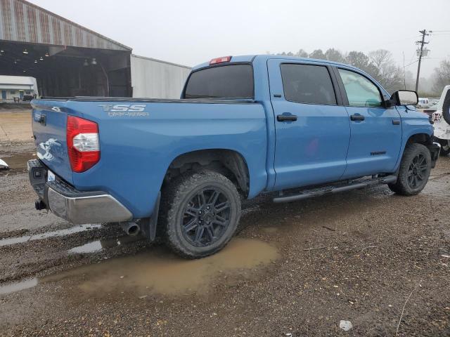 Photo 2 VIN: 5TFDW5F17KX817134 - TOYOTA TUNDRA CRE 