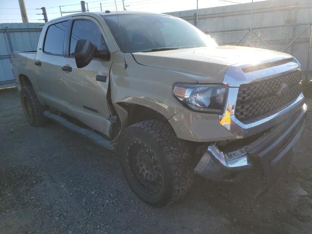 Photo 3 VIN: 5TFDW5F17KX828764 - TOYOTA TUNDRA 