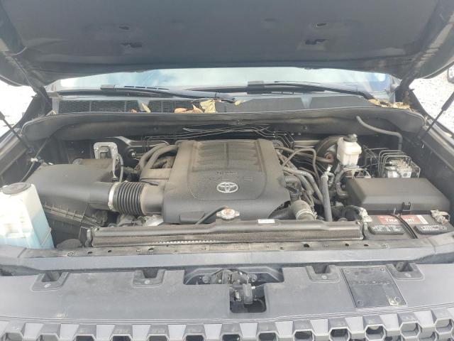 Photo 10 VIN: 5TFDW5F17KX849257 - TOYOTA TUNDRA 