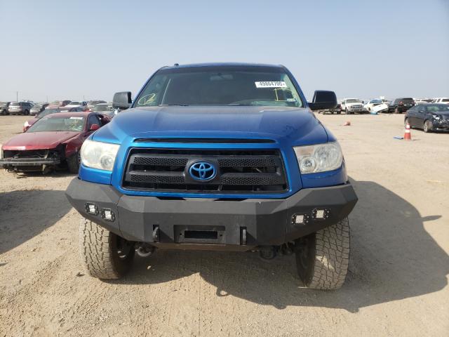 Photo 8 VIN: 5TFDW5F18AX133224 - TOYOTA TUNDRA CRE 