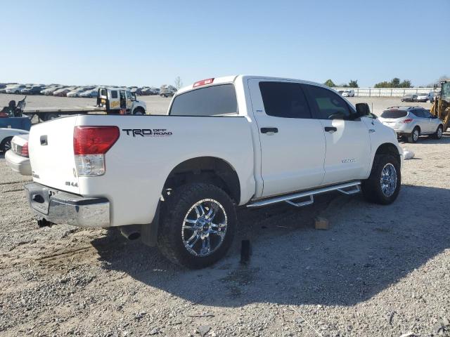 Photo 2 VIN: 5TFDW5F18AX150976 - TOYOTA TUNDRA DOU 