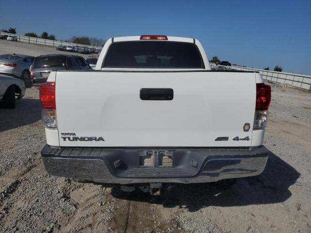 Photo 5 VIN: 5TFDW5F18AX150976 - TOYOTA TUNDRA DOU 