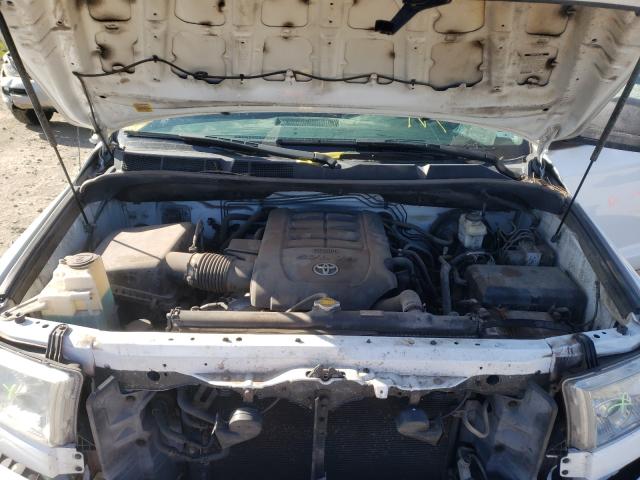 Photo 6 VIN: 5TFDW5F18BX164930 - TOYOTA TUNDRA CRE 