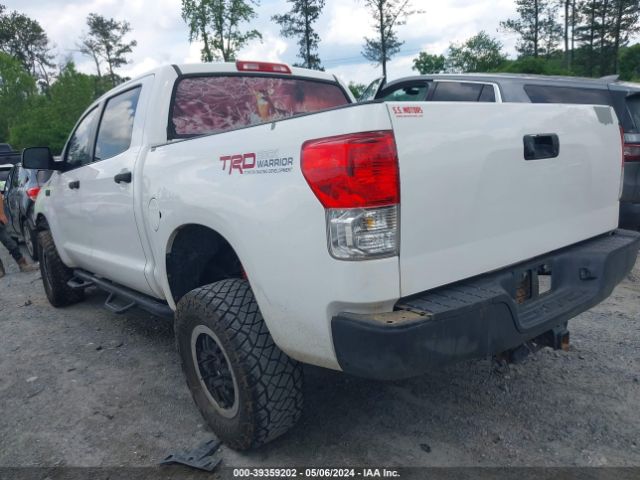 Photo 2 VIN: 5TFDW5F18CX214744 - TOYOTA TUNDRA 