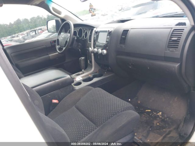 Photo 4 VIN: 5TFDW5F18CX214744 - TOYOTA TUNDRA 