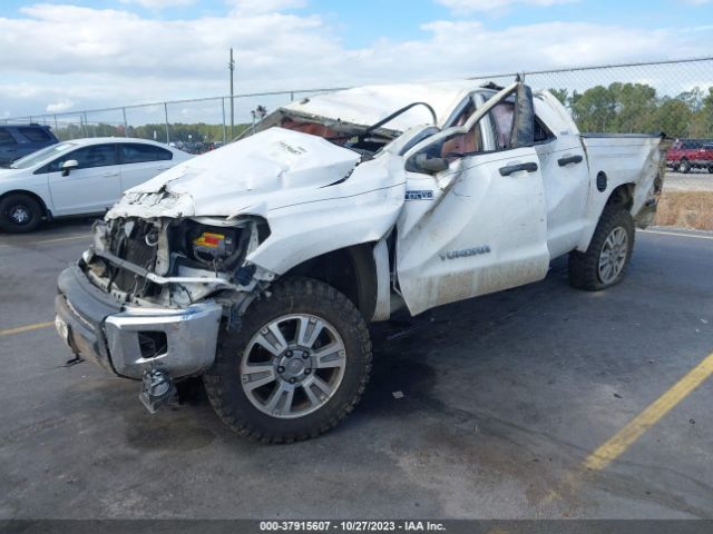 Photo 1 VIN: 5TFDW5F18FX461136 - TOYOTA TUNDRA 4WD TRUCK 