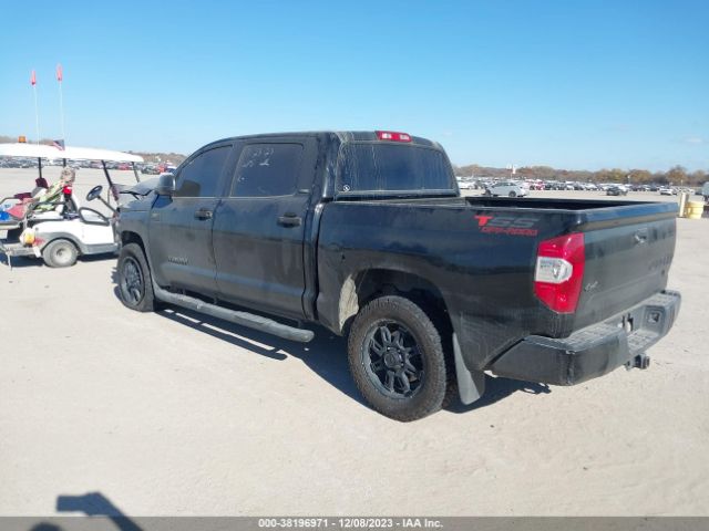 Photo 2 VIN: 5TFDW5F18GX546544 - TOYOTA TUNDRA 