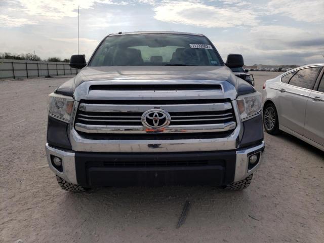 Photo 4 VIN: 5TFDW5F18GX580998 - TOYOTA TUNDRA CRE 