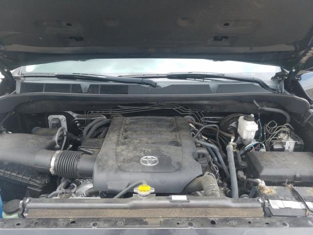 Photo 6 VIN: 5TFDW5F18HX598273 - TOYOTA TUNDRA CRE 