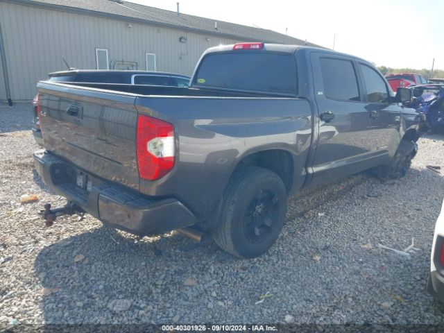 Photo 3 VIN: 5TFDW5F18HX607666 - TOYOTA TUNDRA 