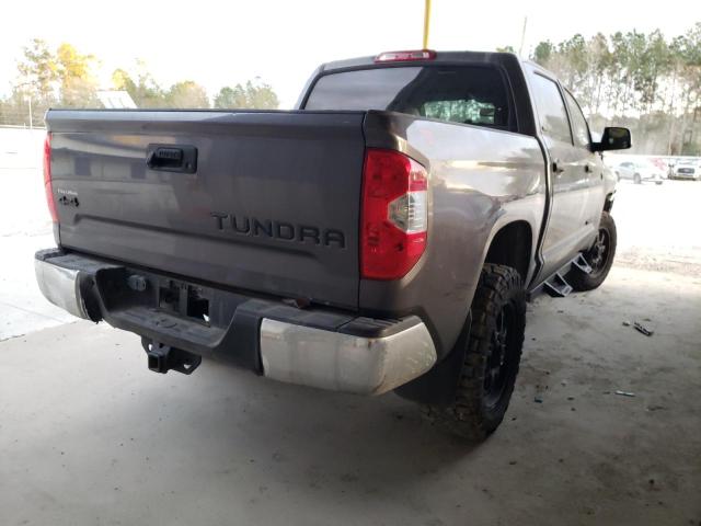 Photo 3 VIN: 5TFDW5F18HX609949 - TOYOTA TUNDRA CRE 