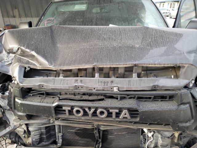 Photo 6 VIN: 5TFDW5F18HX609949 - TOYOTA TUNDRA CRE 