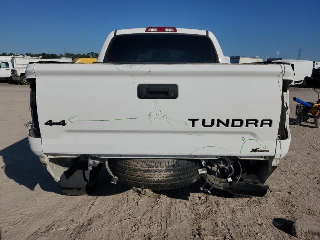 Photo 5 VIN: 5TFDW5F18HX666197 - TOYOTA TUNDRA CRE 