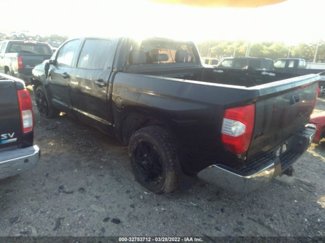 Photo 2 VIN: 5TFDW5F18JX742345 - TOYOTA TUNDRA 4WD 