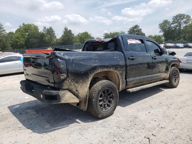 Photo 2 VIN: 5TFDW5F18JX769075 - TOYOTA TUNDRA DOU 