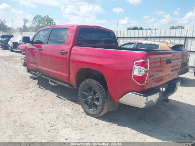 Photo 2 VIN: 5TFDW5F18KX811472 - TOYOTA TUNDRA 