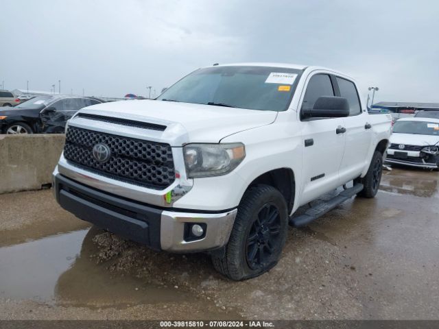 Photo 1 VIN: 5TFDW5F18KX850272 - TOYOTA TUNDRA 