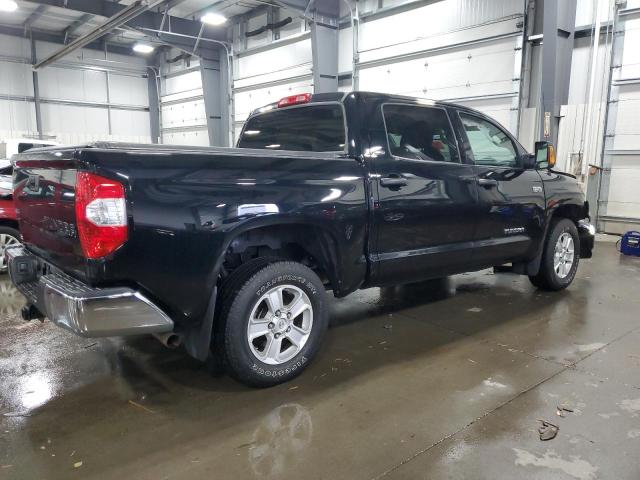 Photo 2 VIN: 5TFDW5F18KX859490 - TOYOTA TUNDRA CRE 