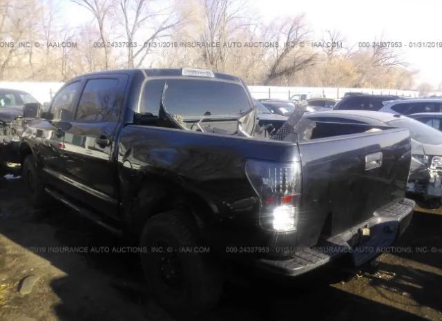 Photo 2 VIN: 5TFDW5F19AX095096 - TOYOTA TUNDRA 4WD TRUCK 