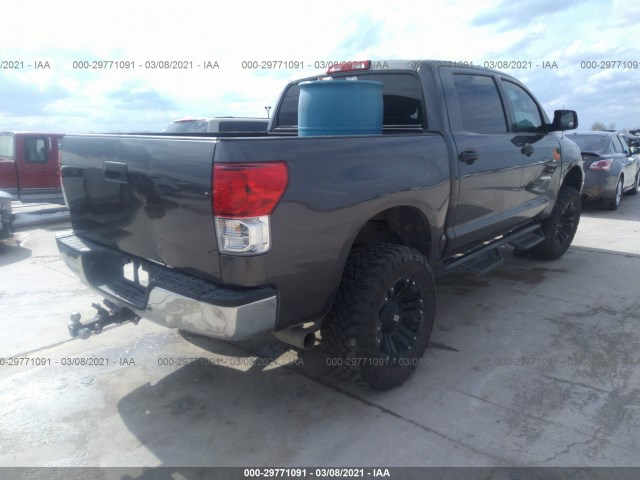 Photo 3 VIN: 5TFDW5F19CX264200 - TOYOTA TUNDRA 4WD TRUCK 